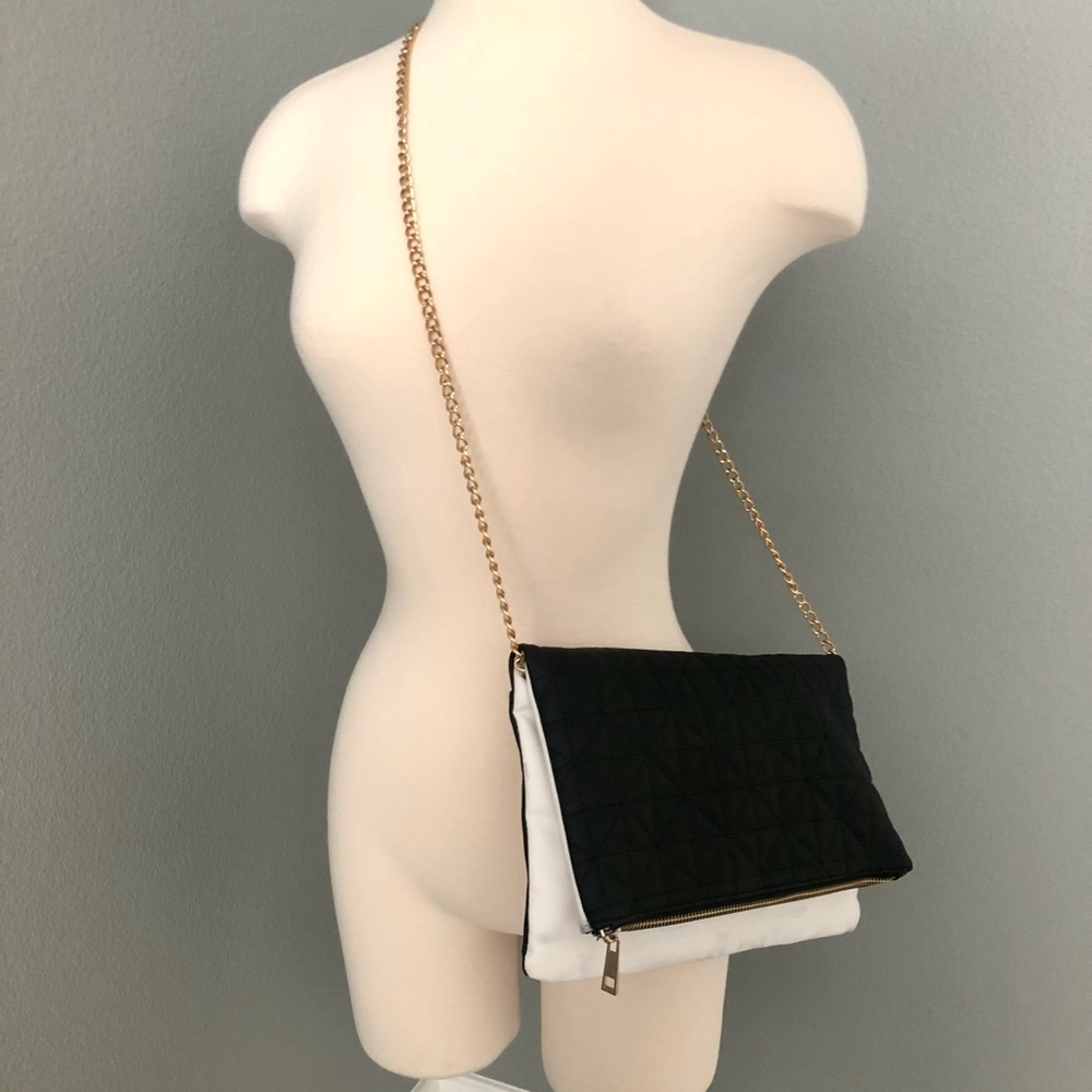 New Atmosphere Gold Chain Quilted Crossbody Handbag